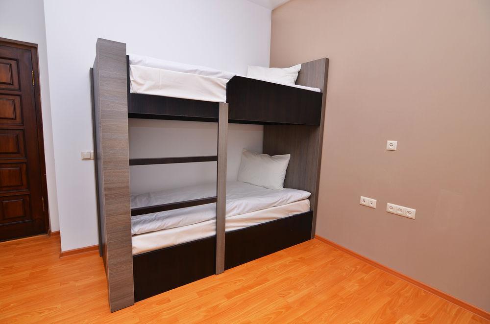 Park Hotel Ереван Экстерьер фото
