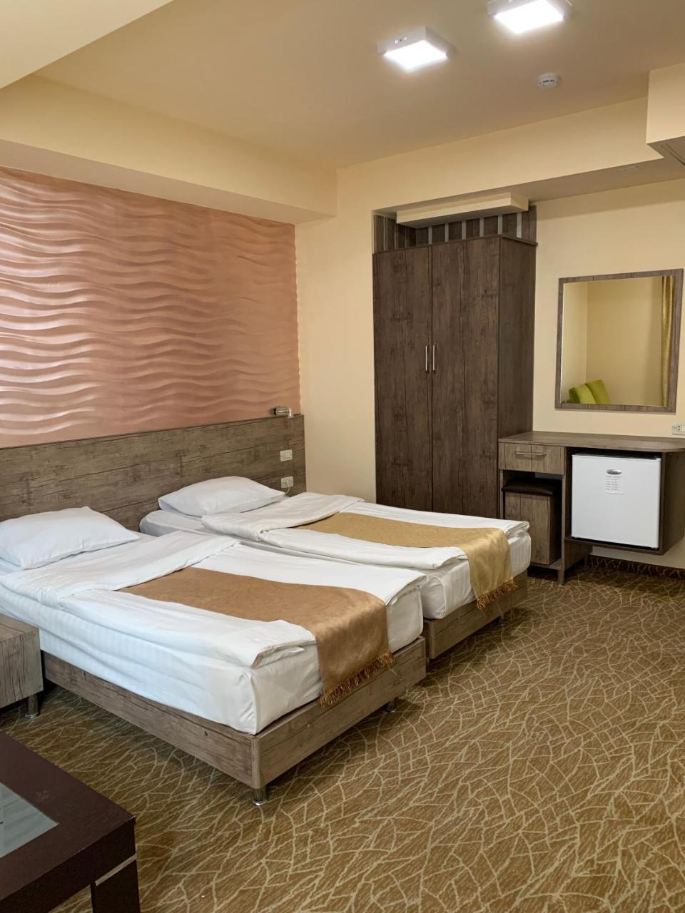 Park Hotel Ереван Экстерьер фото
